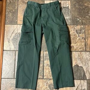 USDA Forest Service Men's Green Cargo Pants